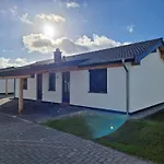 G20 Mit Wintergarten In Eckwarderhoern By Interhome Grosswurden