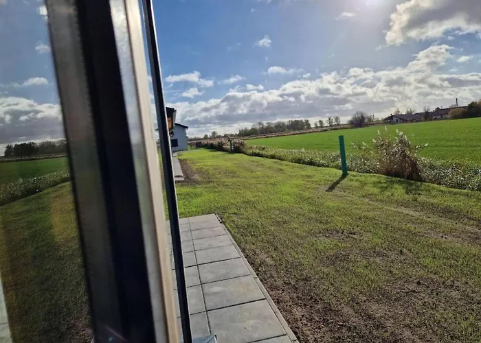G20 Mit Wintergarten In Eckwarderhoern By Interhome
